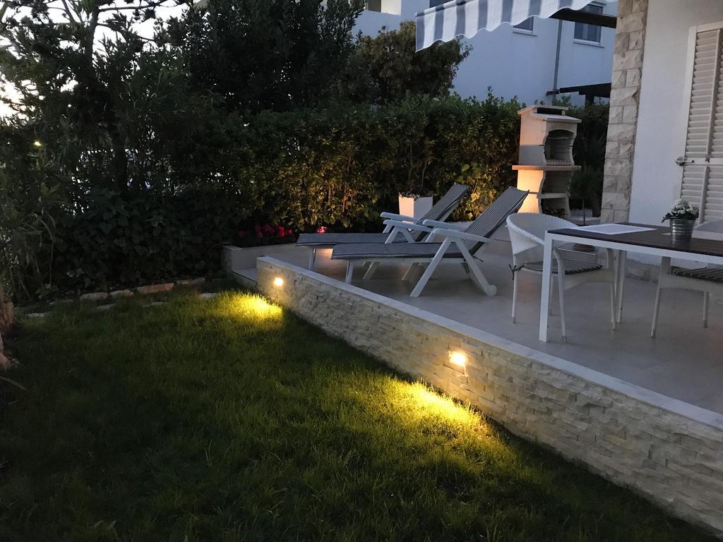 Apartment Puntica Petrcane Esterno foto